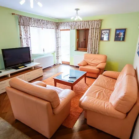 Apartment Aurora *